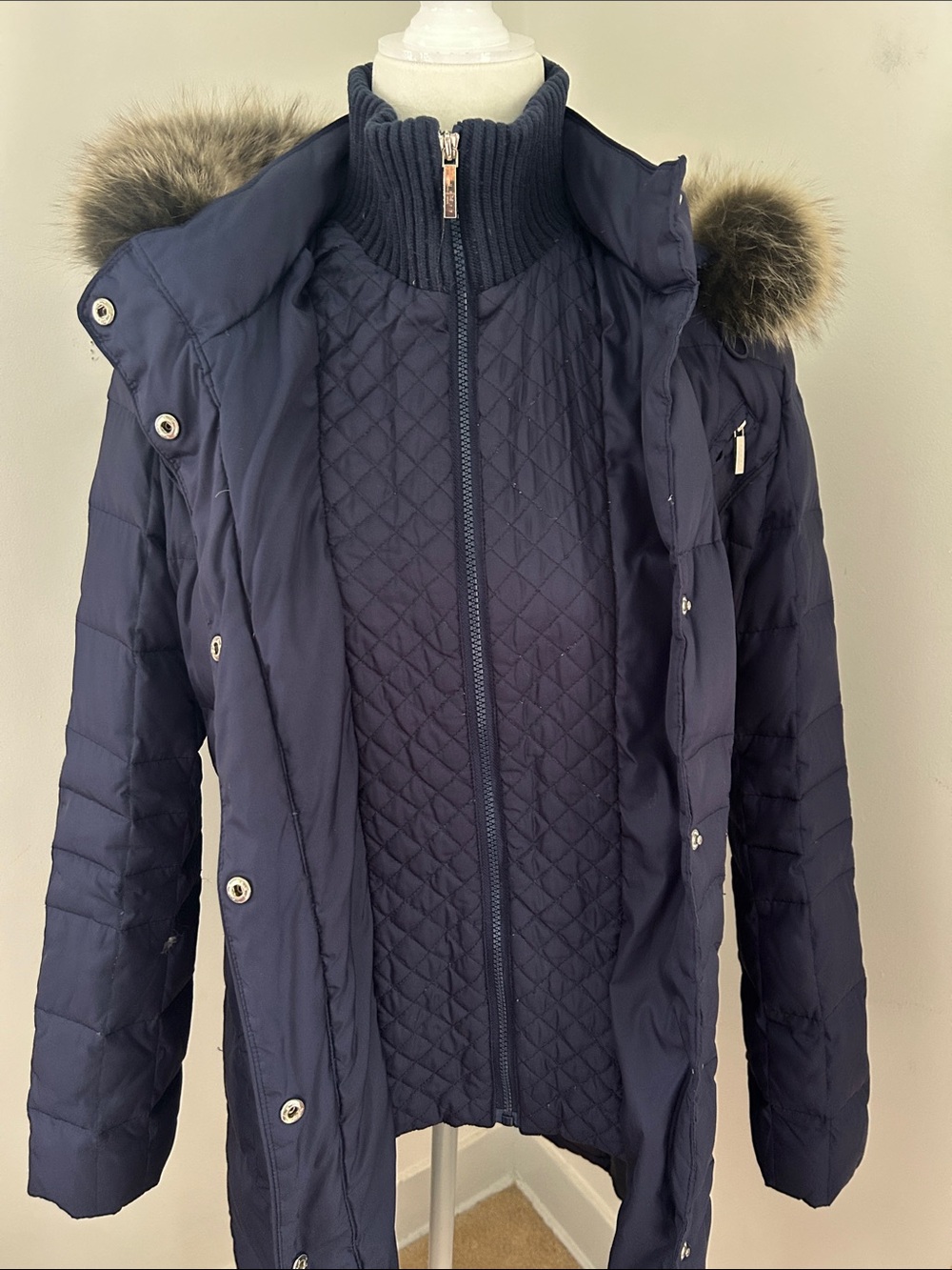 Laundry By Shelli Segal Navy Quilted Hooded Lond Down Puffer with Fur Trim Sz S - Picture 7 of 10